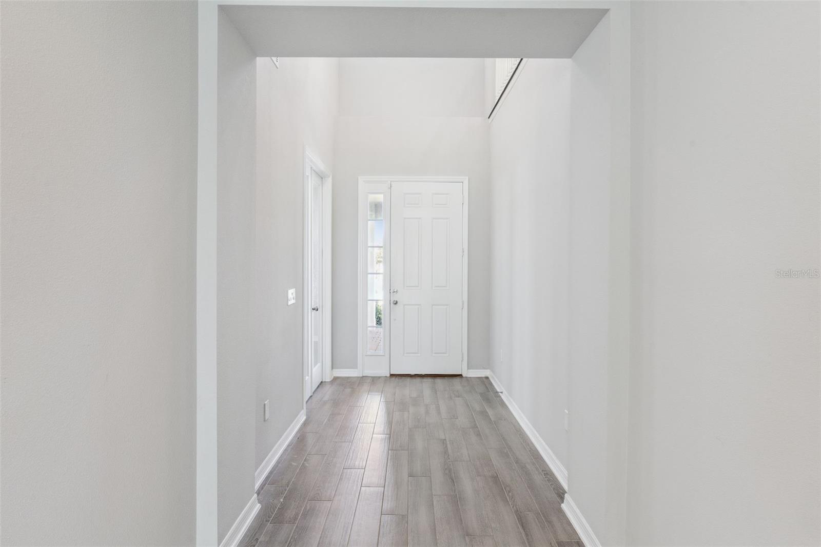 Image 3 of 57 For 13900 Lanyard Way