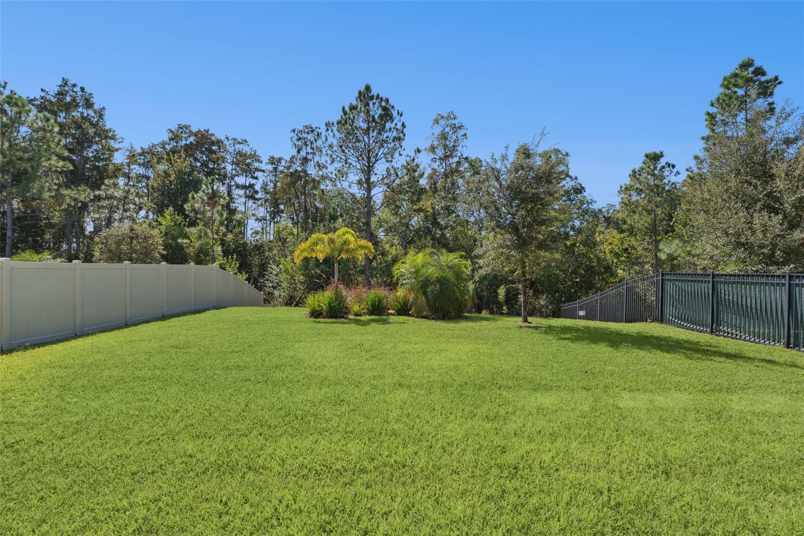 Image 42 of 57 For 13900 Lanyard Way