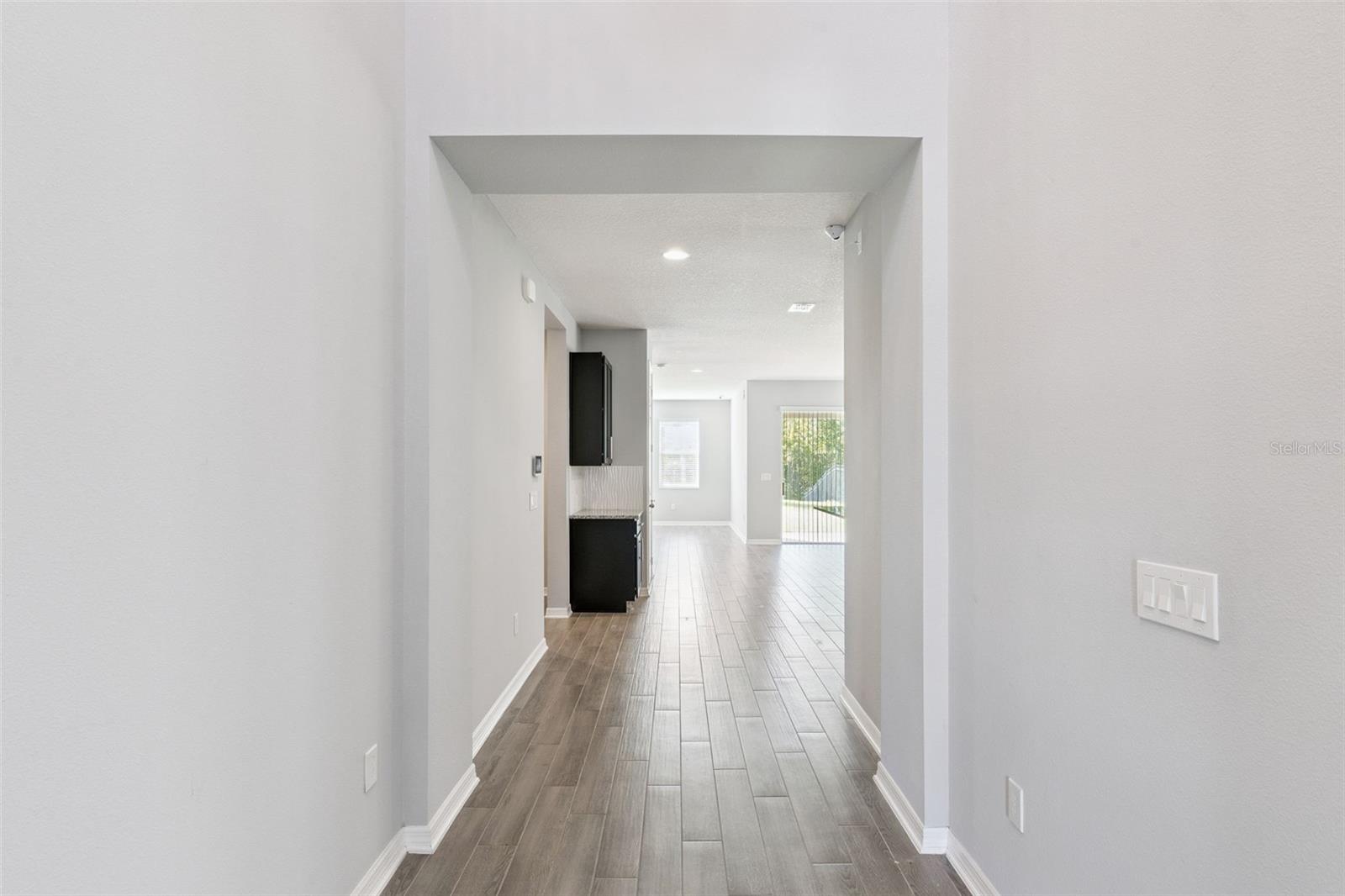 Image 5 of 57 For 13900 Lanyard Way