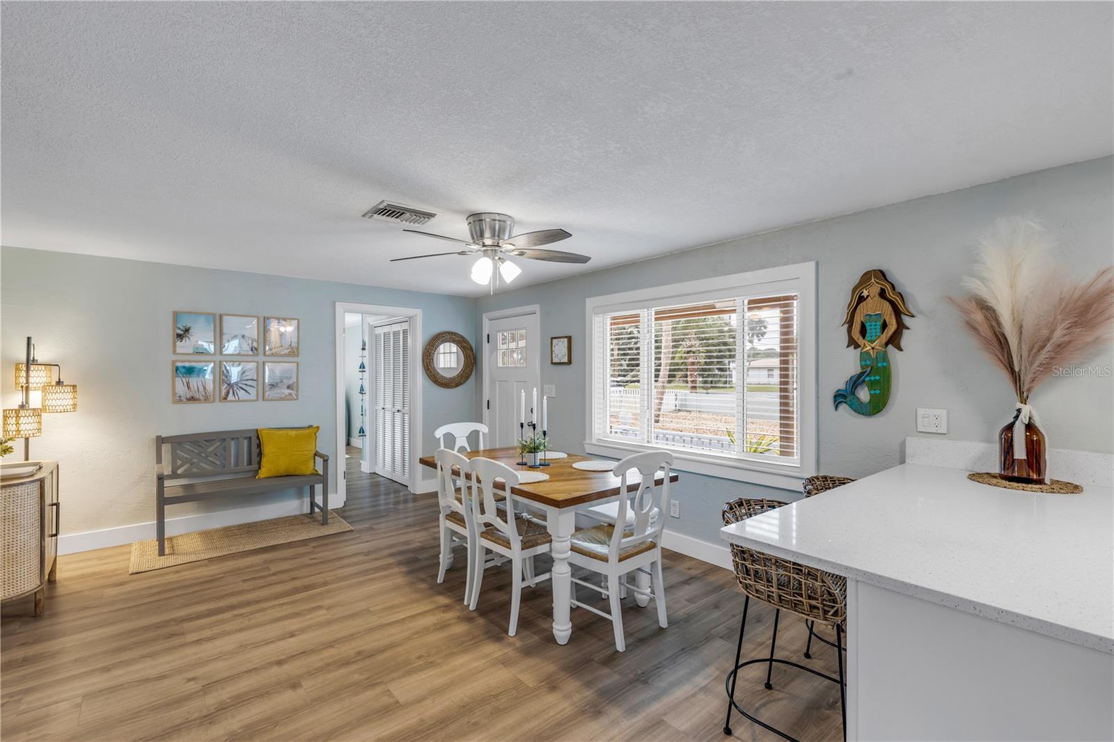 Image 11 of 60 For 4643 Katy Drive