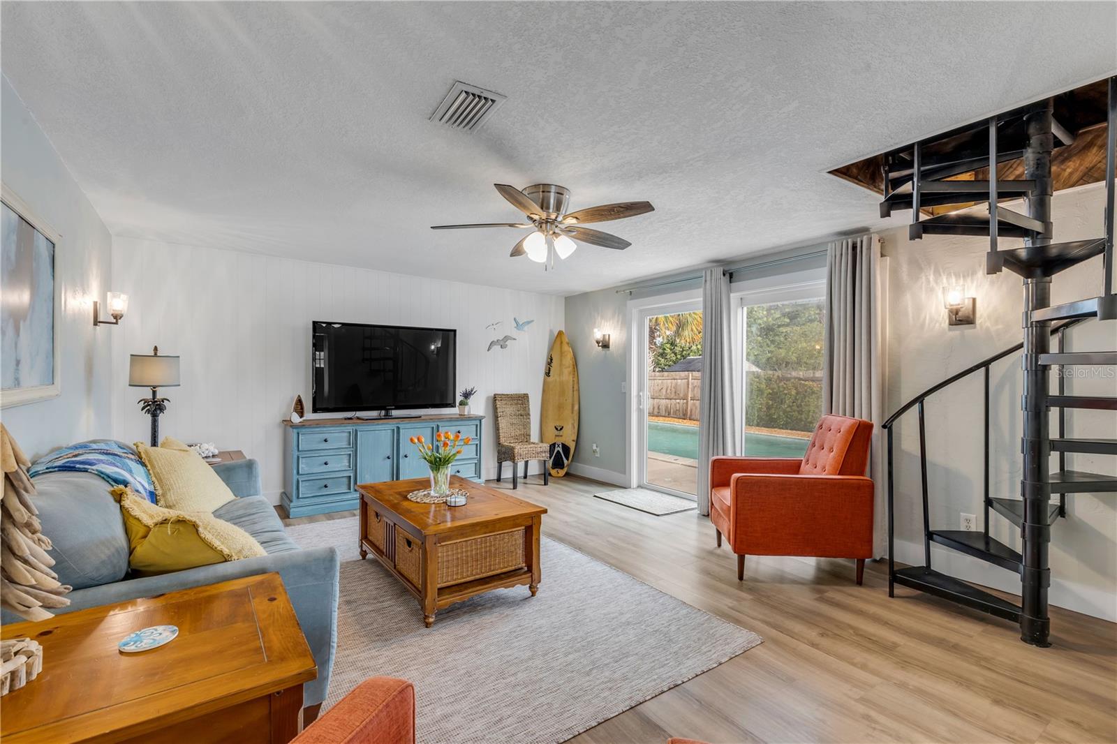 Image 15 of 60 For 4643 Katy Drive