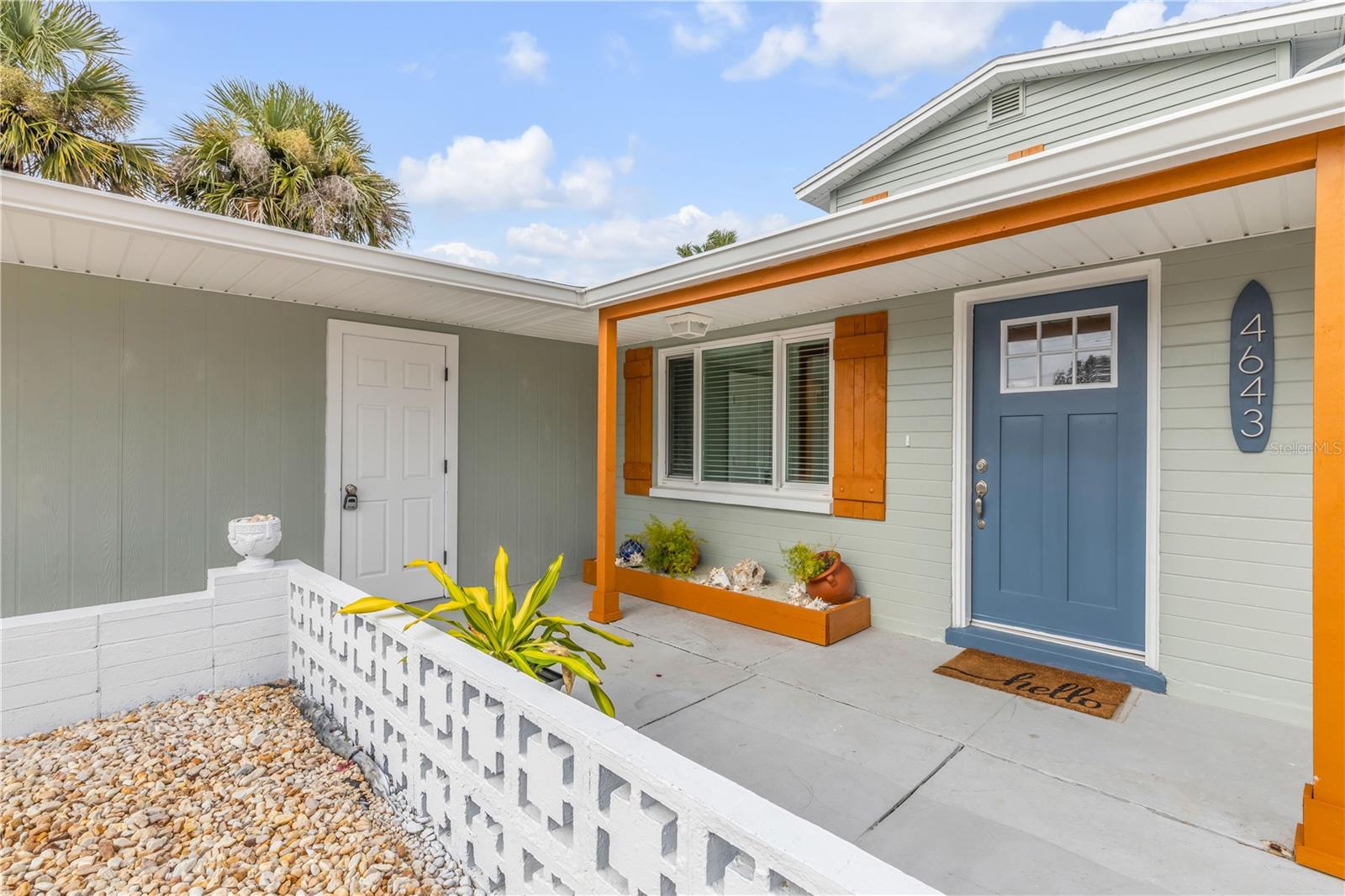 Image 5 of 60 For 4643 Katy Drive