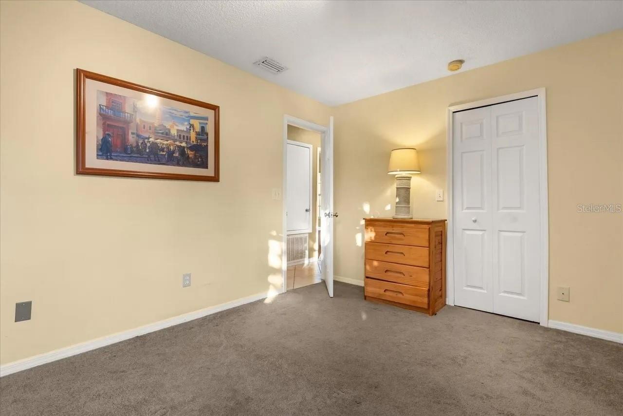 Image 17 of 30 For 2030 Royal Bay Boulevard 62