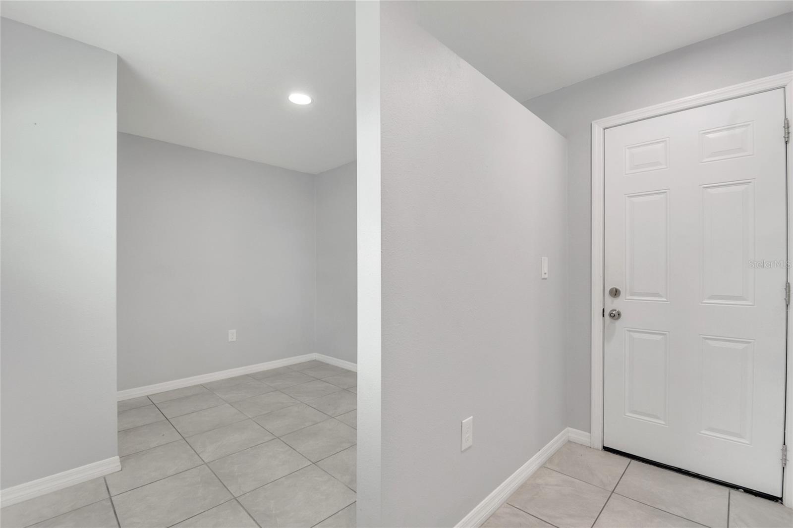 Image 8 of 14 For 113 Jay Drive