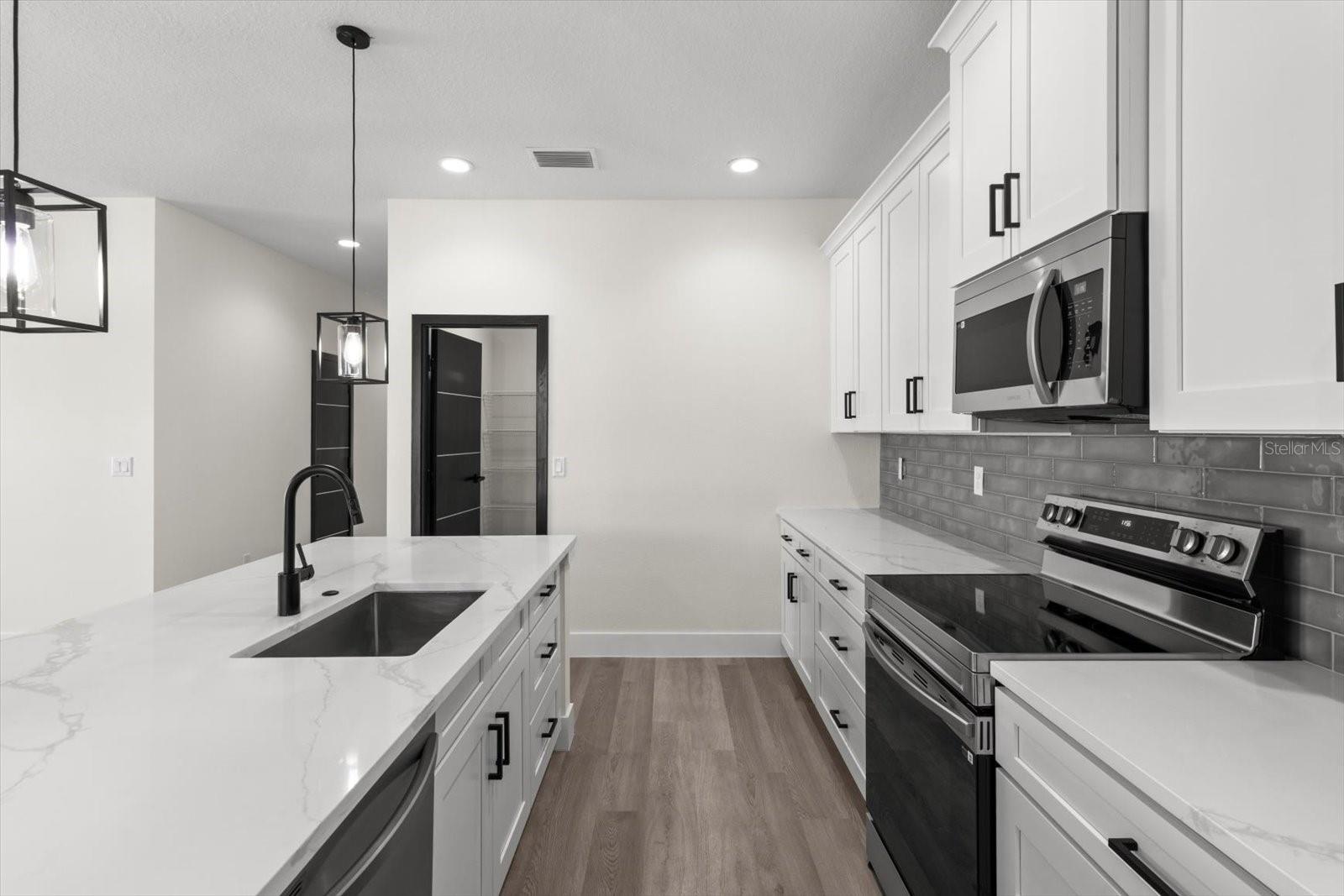 Image 12 of 42 For 14432 32nd Terrace Road