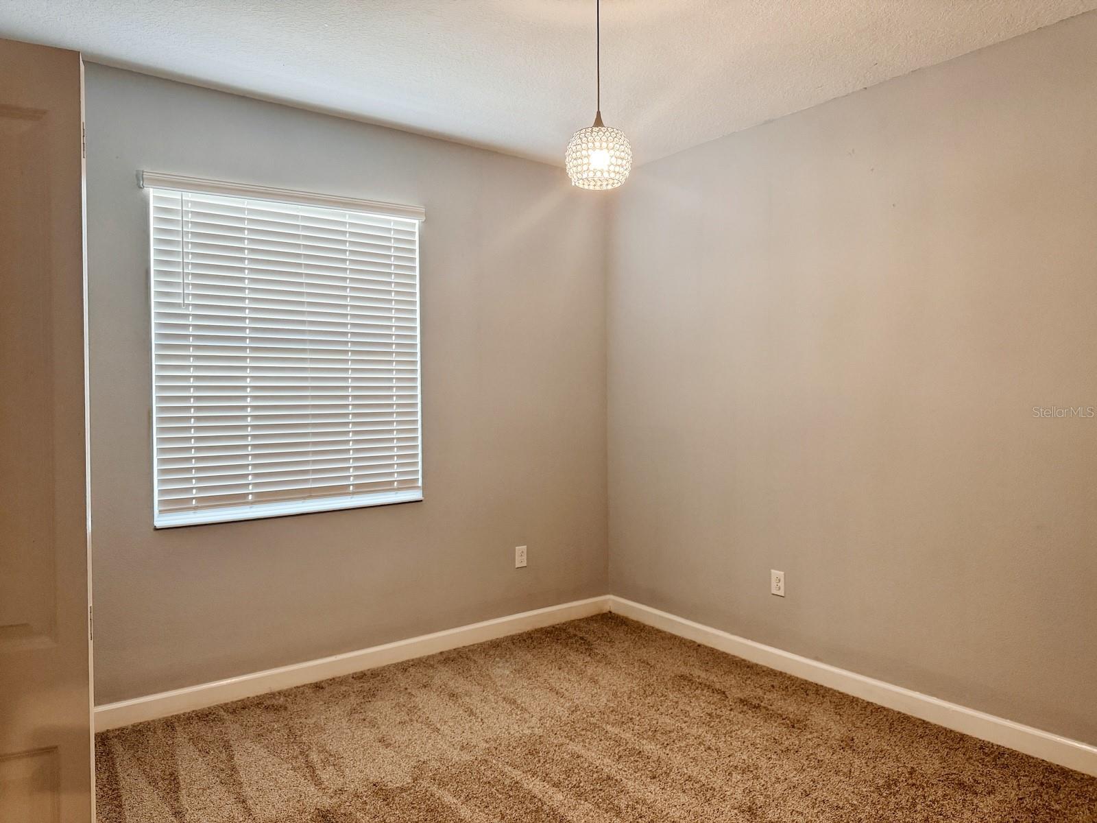 Image 13 of 28 For 1312 Oak Crest Street