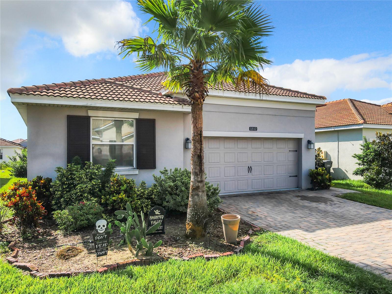 Image 2 of 28 For 1312 Oak Crest Street