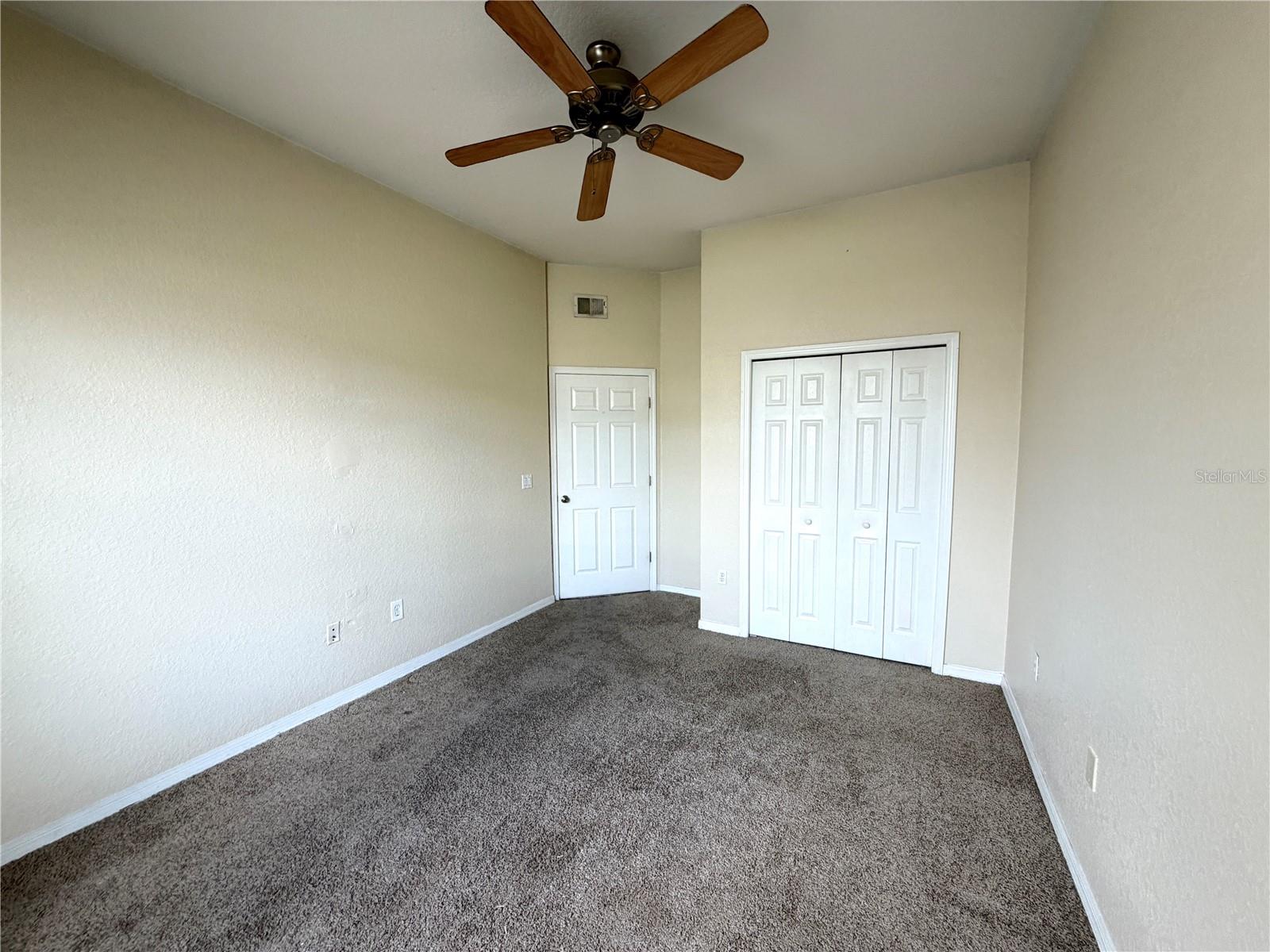 Image 14 of 18 For 6901 Della Drive 2