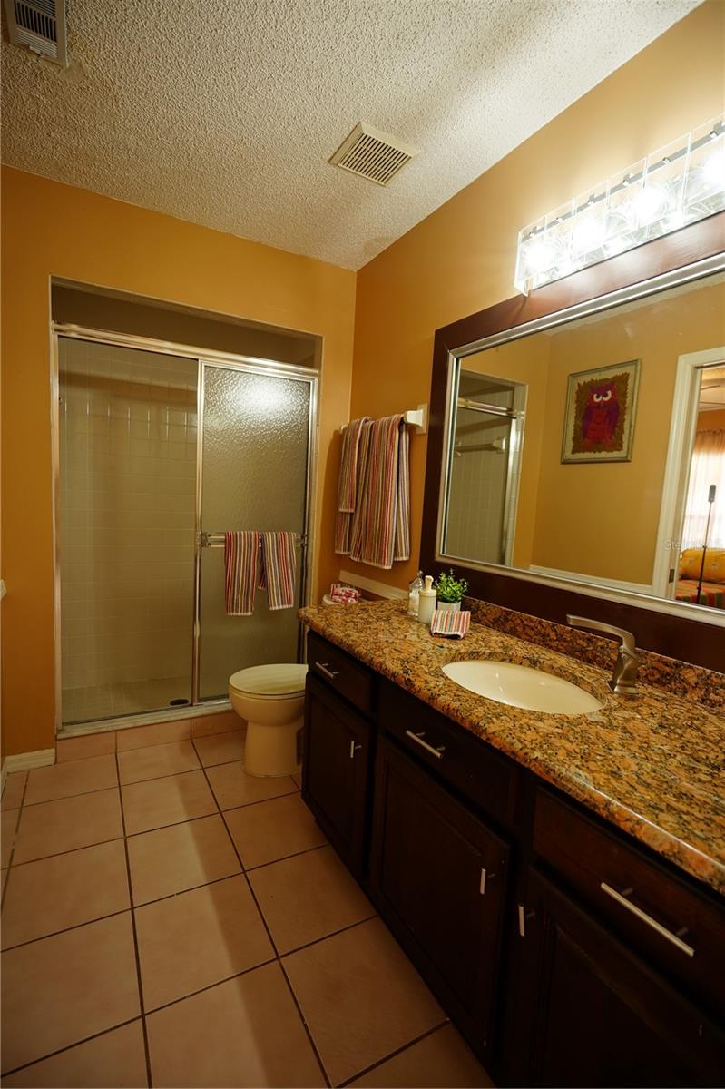 Image 17 of 37 For 4433 Winderwood Circle