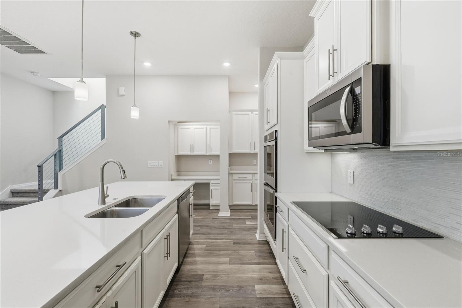 Image 10 of 31 For 14942 Guava Bay Drive