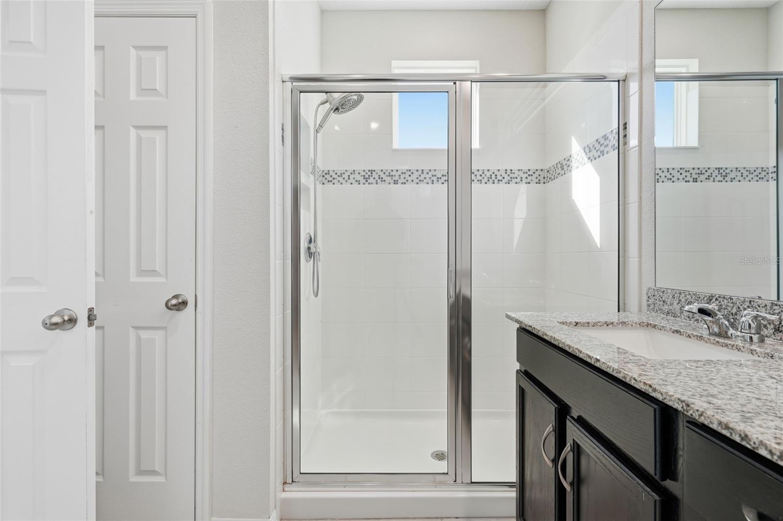 Image 18 of 31 For 14942 Guava Bay Drive