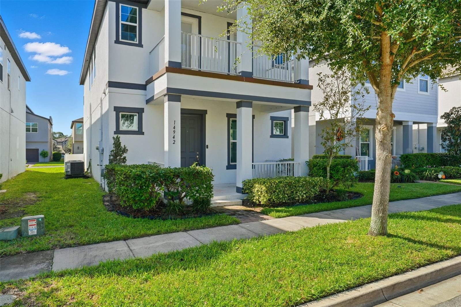 Image 2 of 31 For 14942 Guava Bay Drive