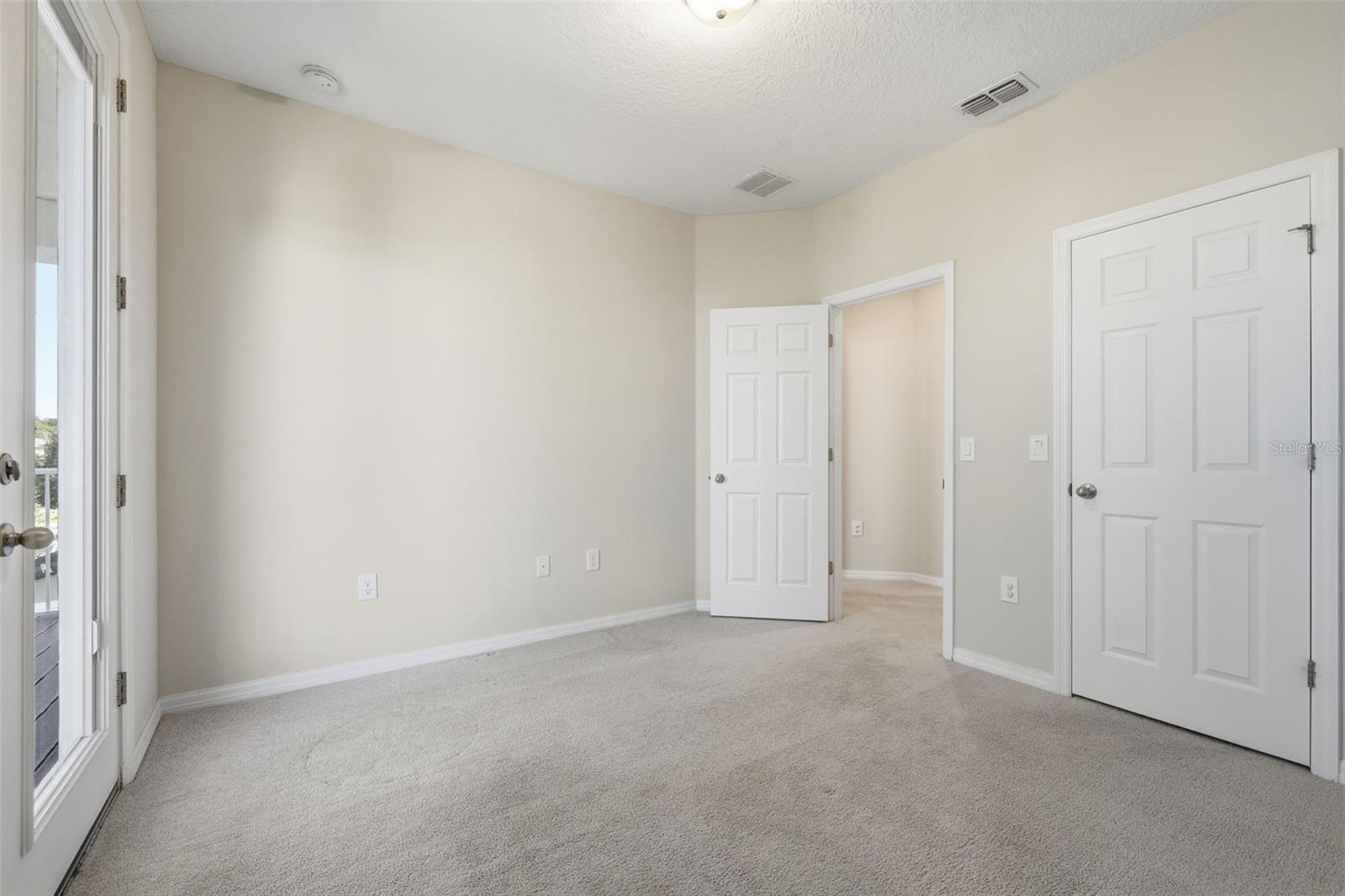Image 26 of 31 For 14942 Guava Bay Drive