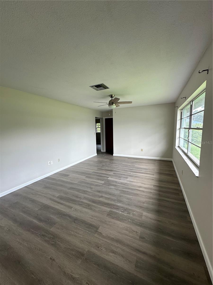 Image 2 of 10 For 103 Marlin Street Nw