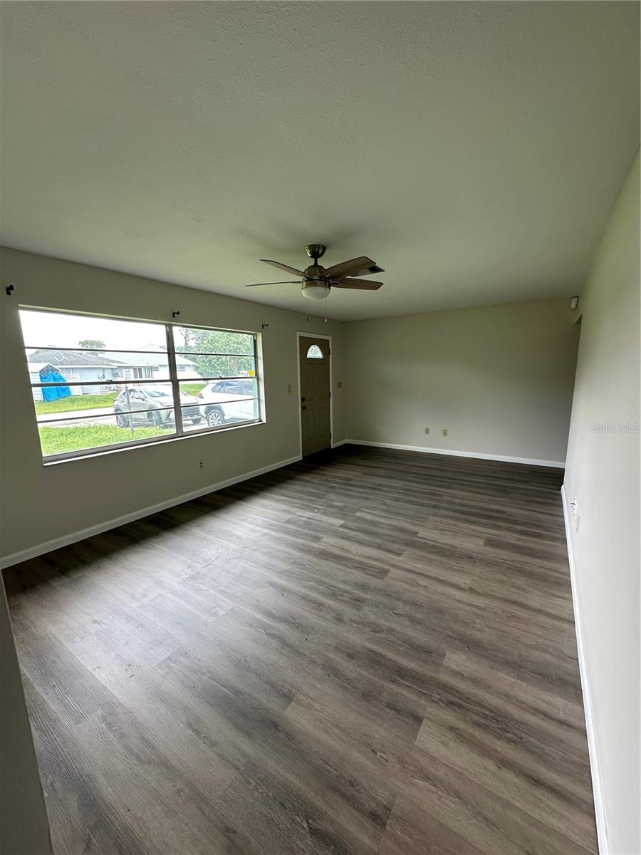 Image 3 of 10 For 103 Marlin Street Nw