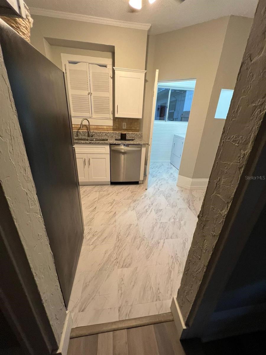 Image 19 of 23 For 221 Julia Avenue A