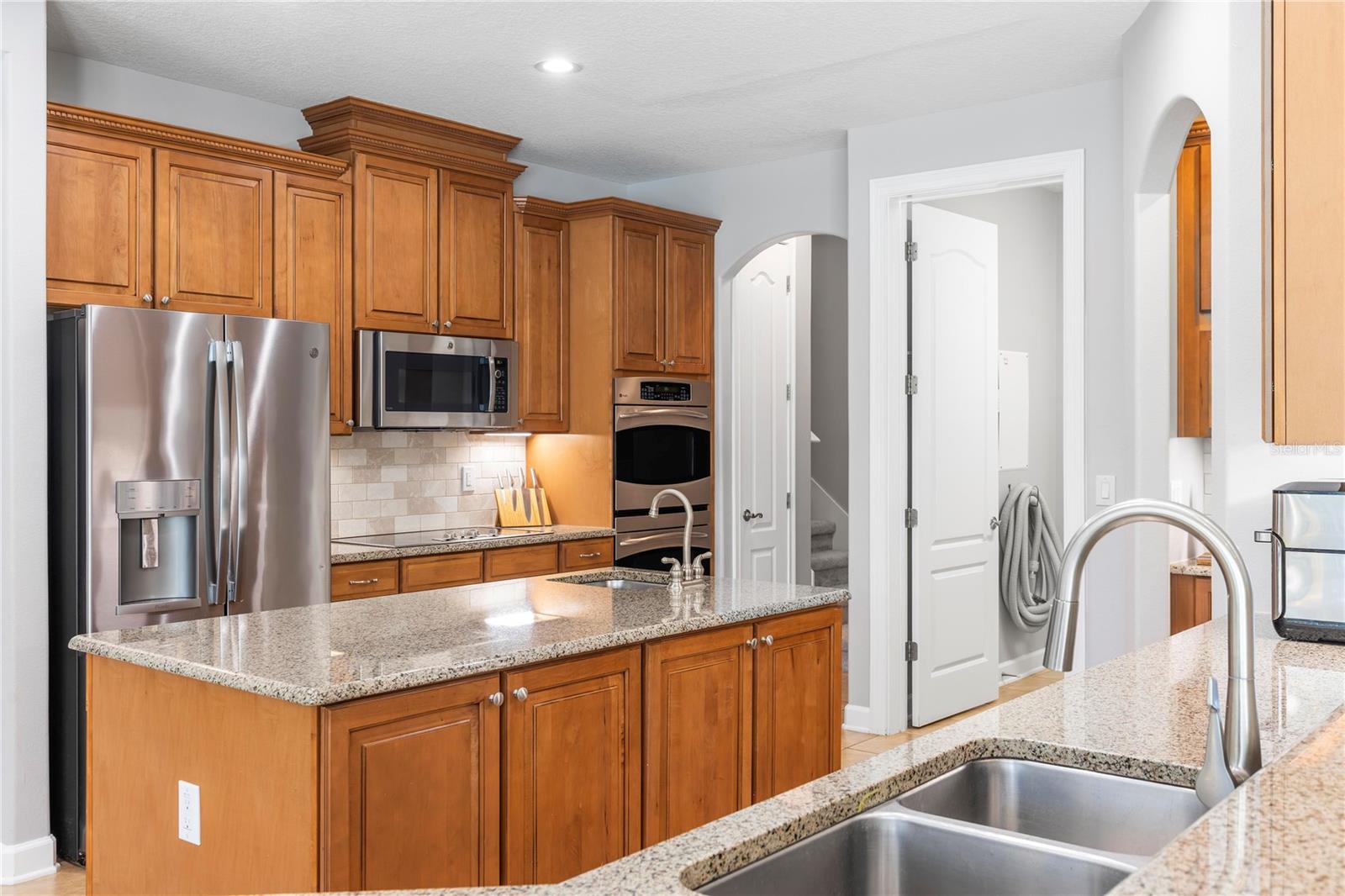 Image 17 of 50 For 5723 Bassett Place