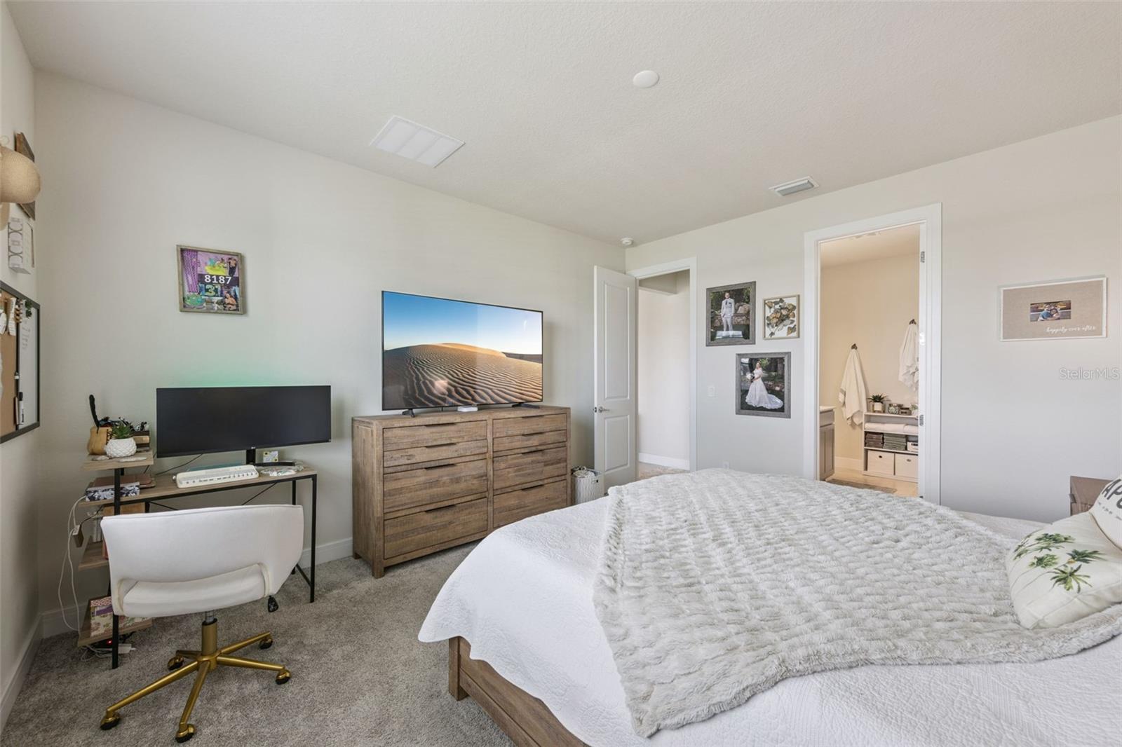 Image 12 of 43 For 6091 Forest Perch Drive