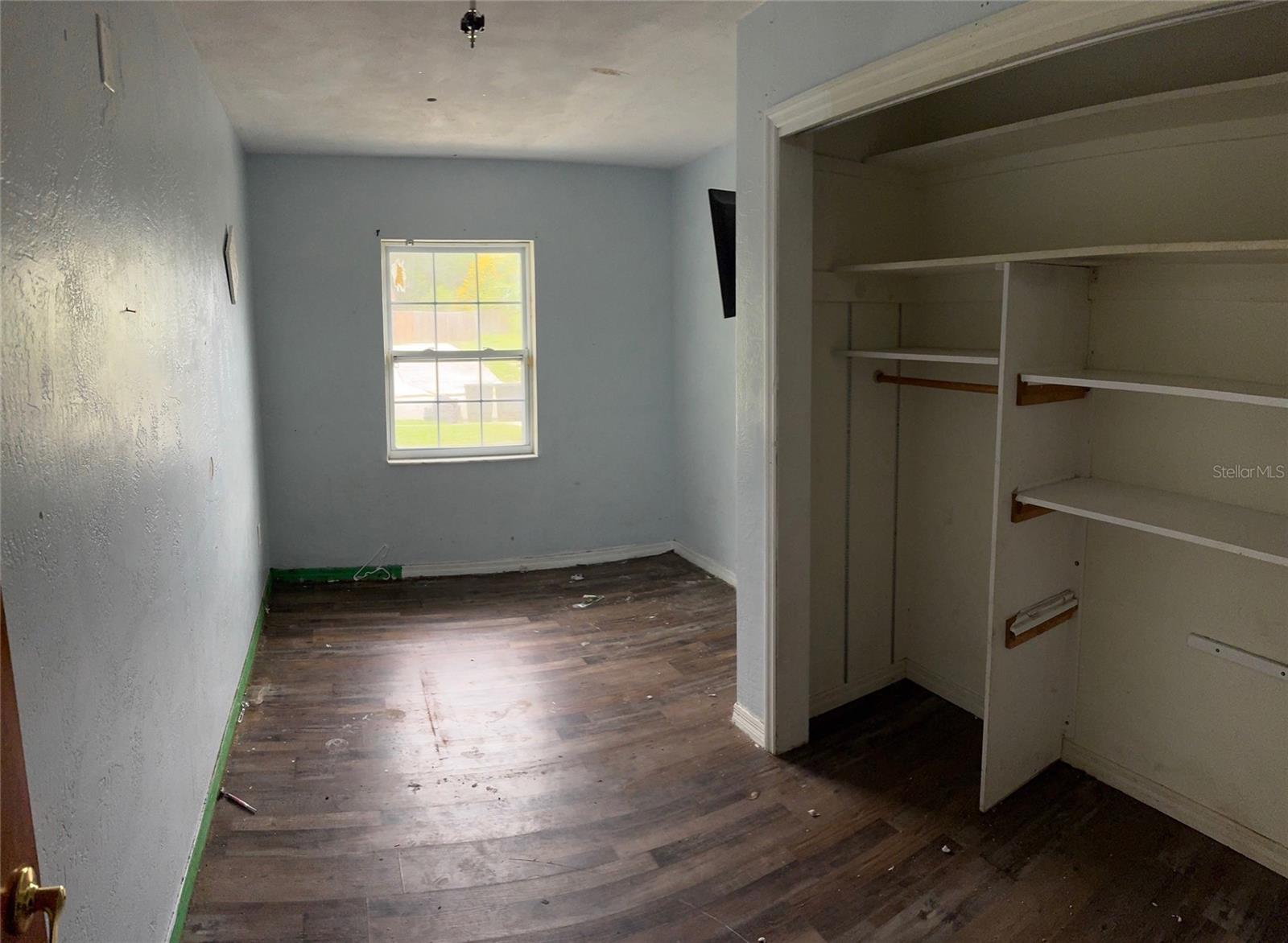 Image 8 of 14 For 566 Lynn Avenue