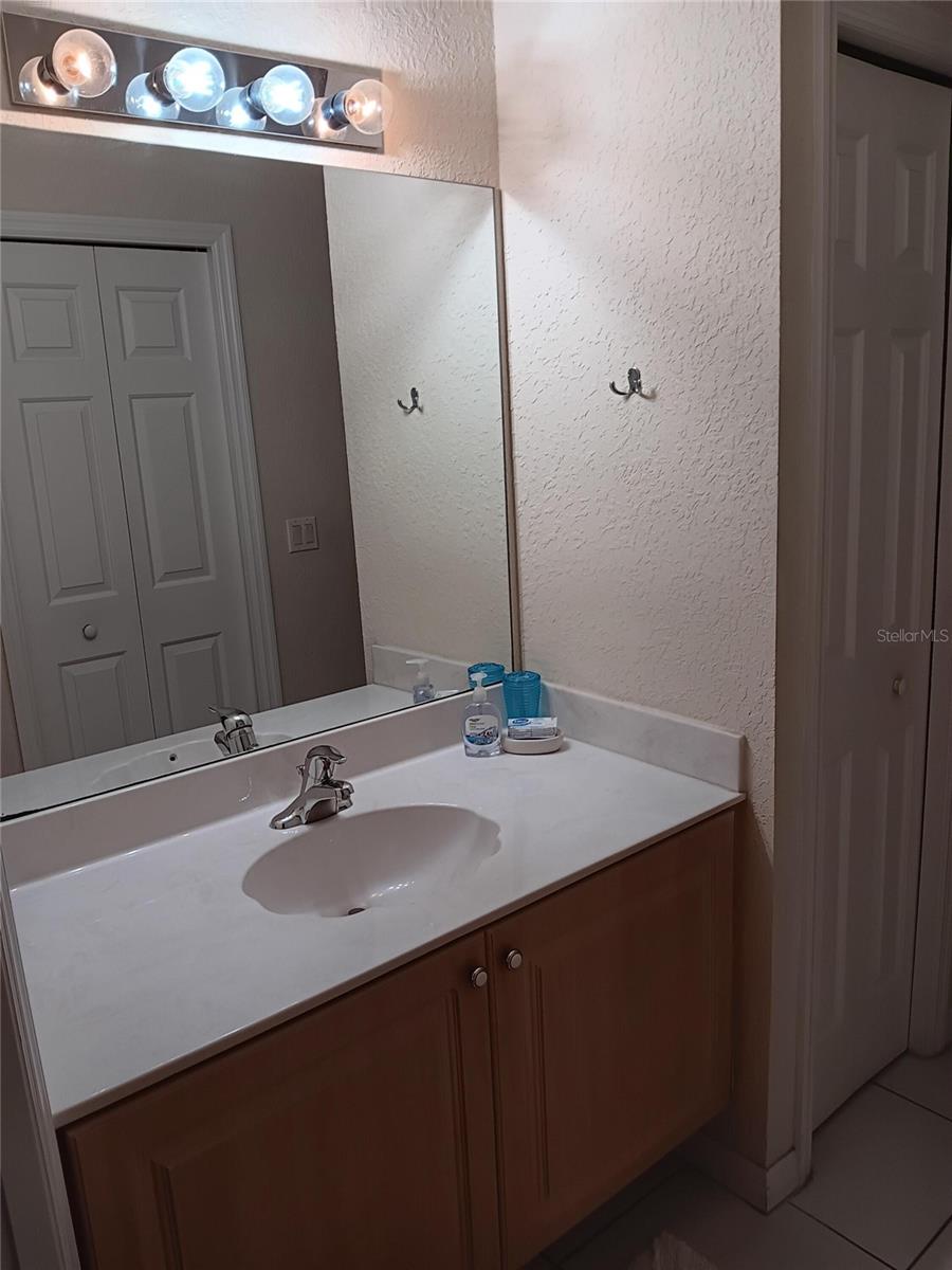 Image 18 of 20 For 13999 Gulf Boulevard 201