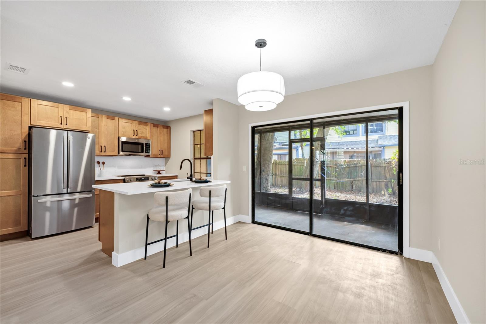 Image 16 of 40 For 2865 Wareham Court