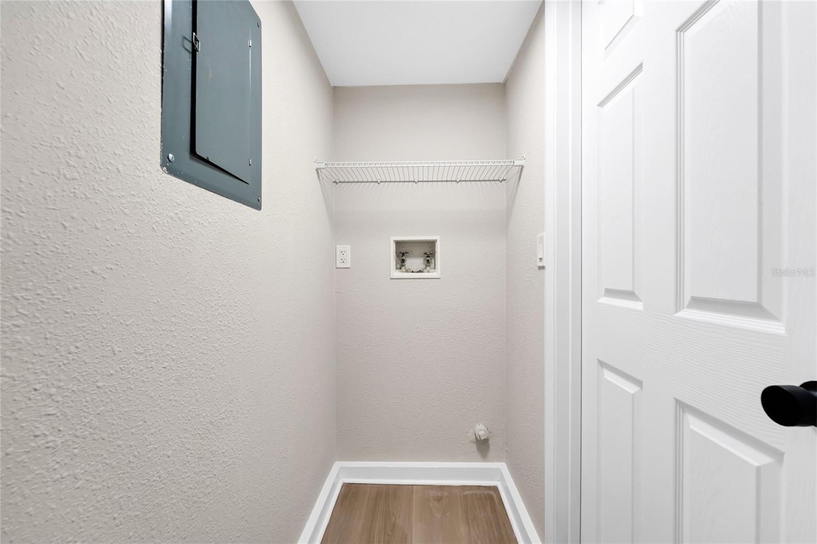 Image 18 of 40 For 2865 Wareham Court