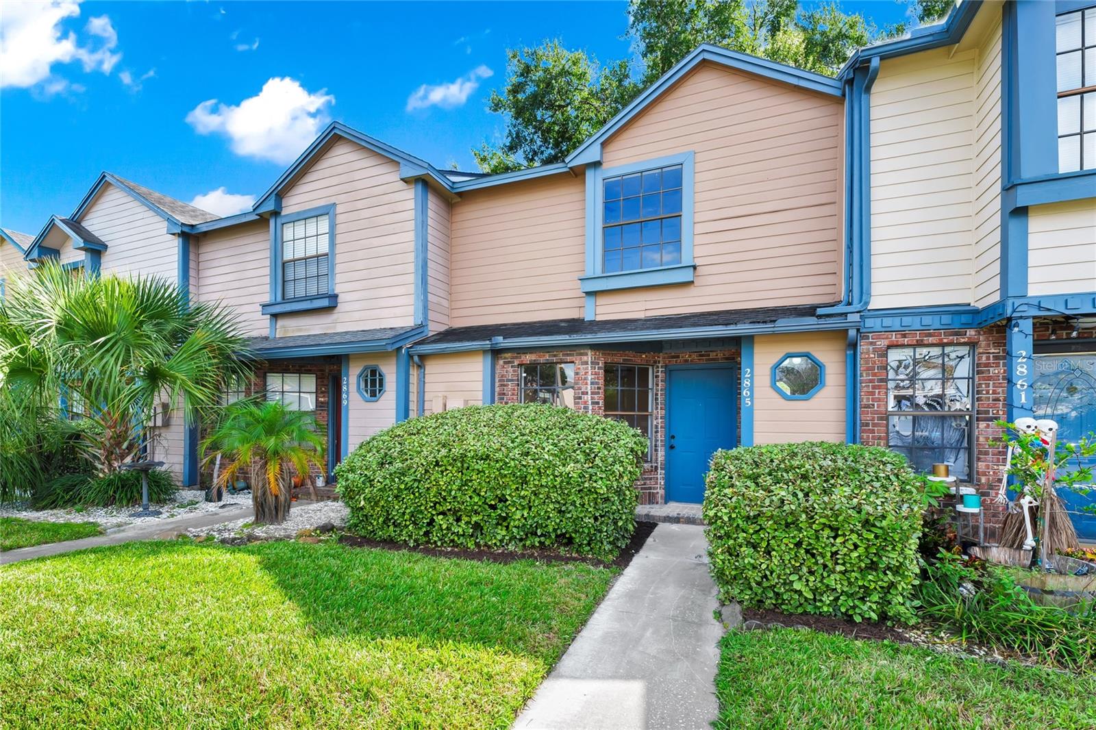 Image 2 of 40 For 2865 Wareham Court