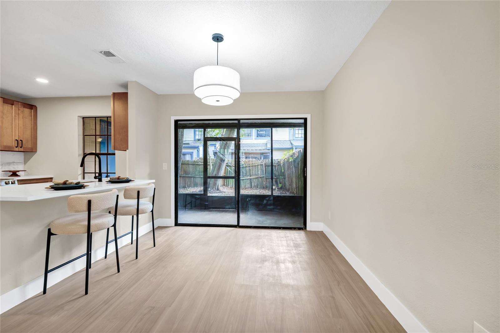 Image 8 of 40 For 2865 Wareham Court