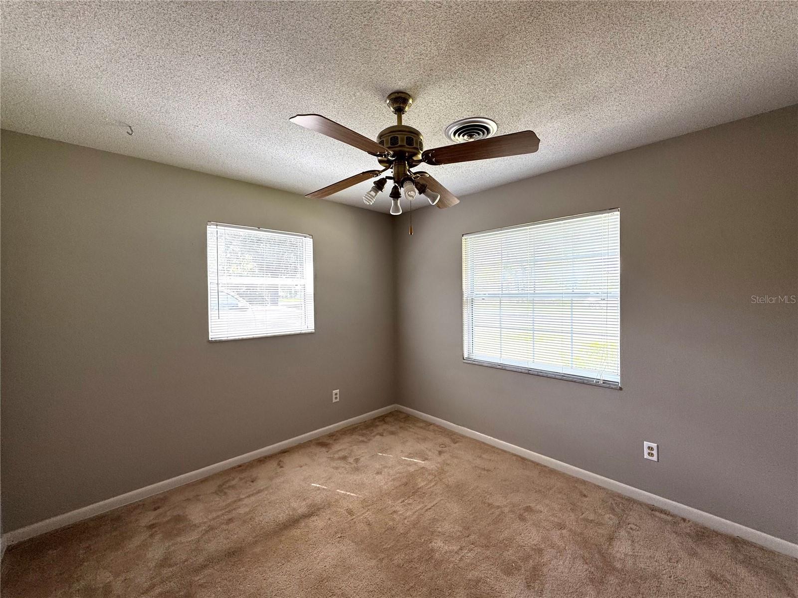 Image 15 of 23 For 903 Marscastle Avenue