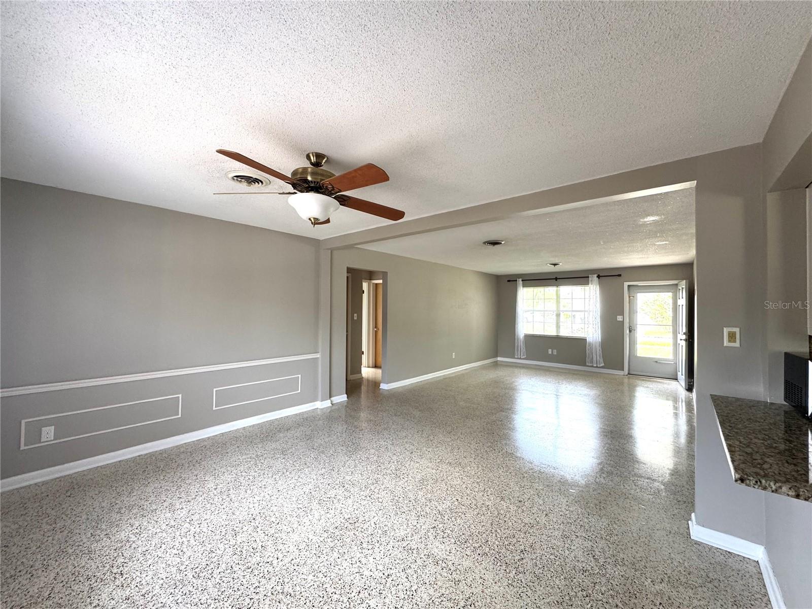 Image 7 of 23 For 903 Marscastle Avenue