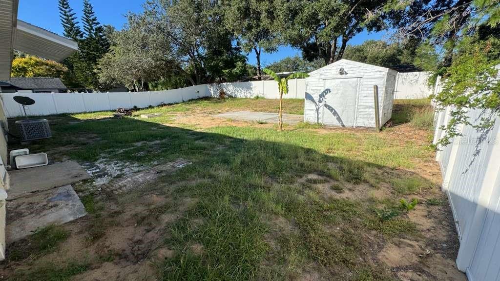 Image 19 of 21 For 545 Oak Drive