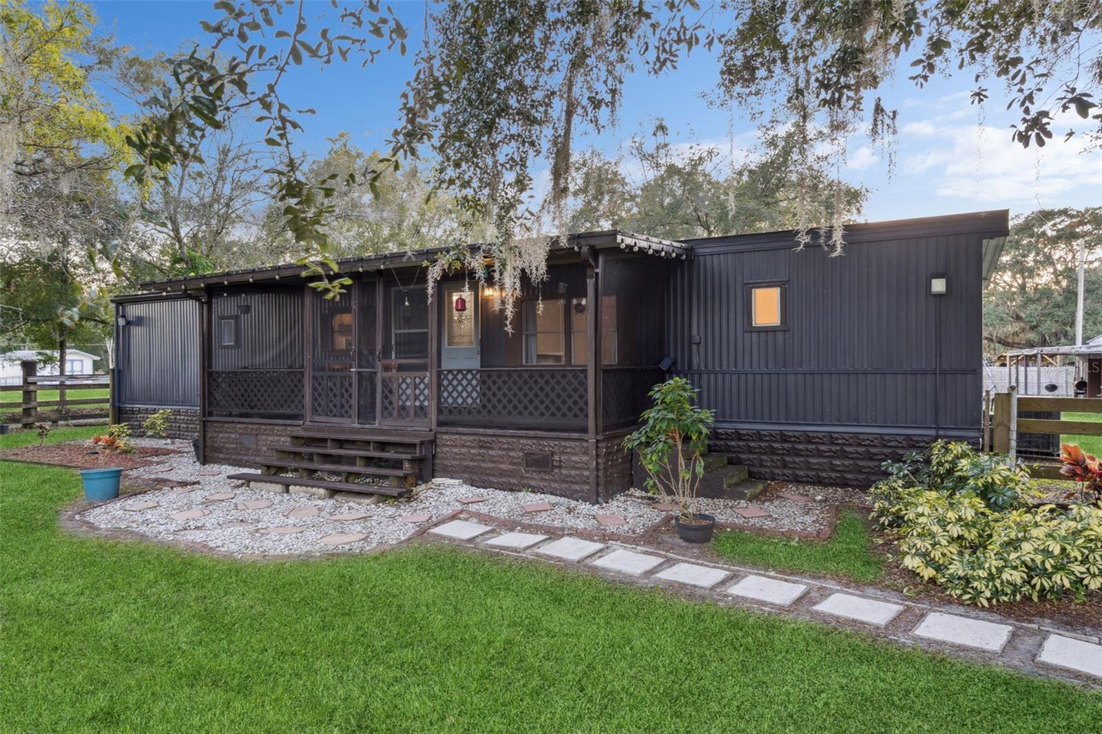 Image 2 of 30 For 1310 6th Street