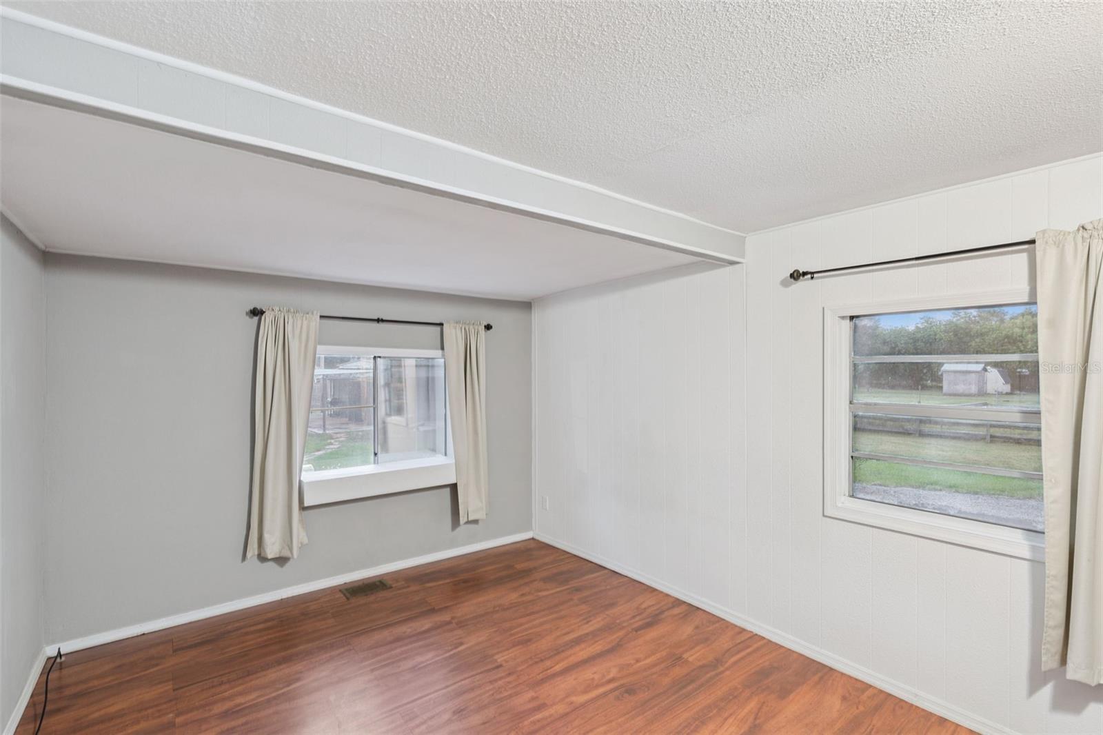 Image 21 of 30 For 1310 6th Street