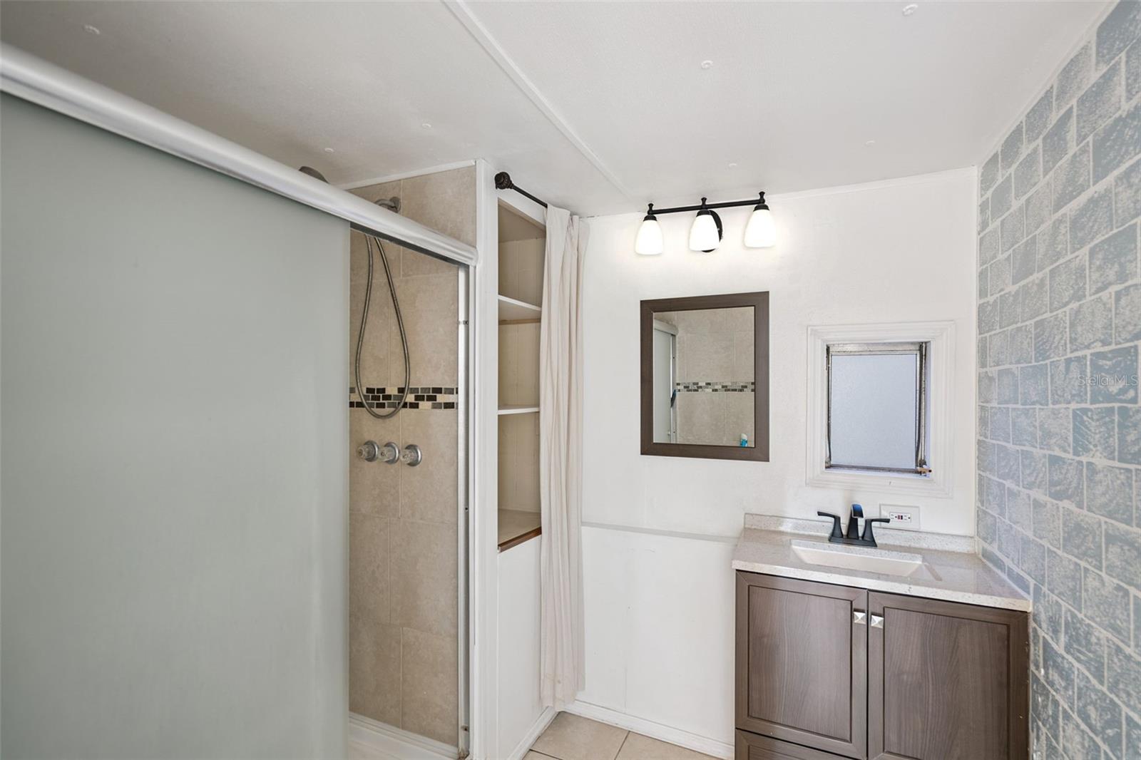 Image 24 of 30 For 1310 6th Street