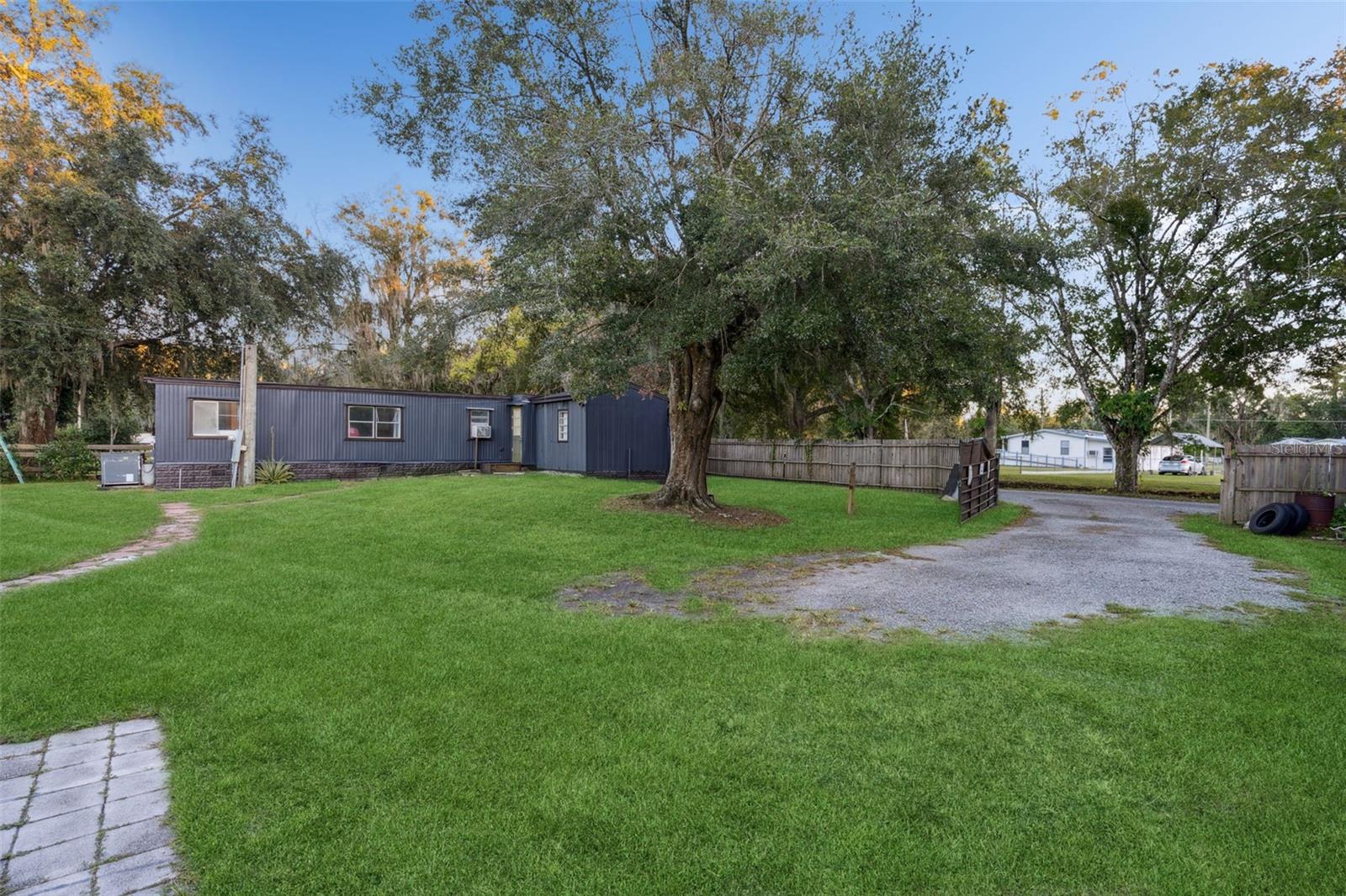 Image 5 of 30 For 1310 6th Street