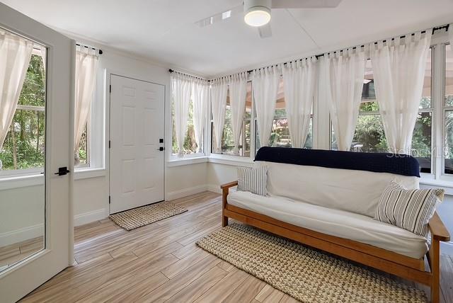 Image 15 of 31 For 6818 Pinebranch Point