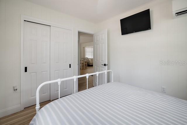 Image 19 of 31 For 6818 Pinebranch Point