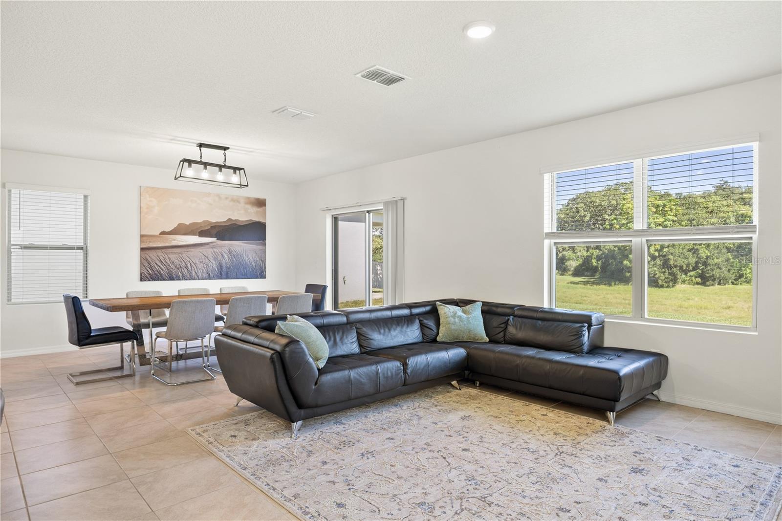 Image 16 of 53 For 3090 Timber Hawk Circle