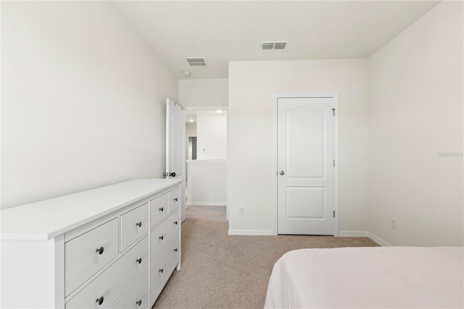 Image 28 of 53 For 3090 Timber Hawk Circle