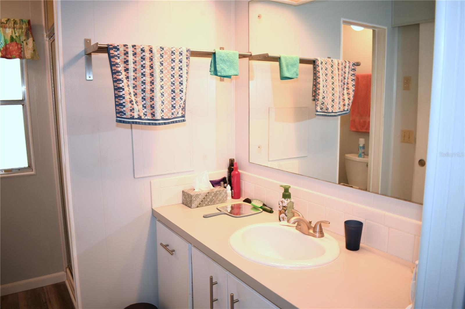 Image 14 of 18 For 640 Lakeside Ranch Lane