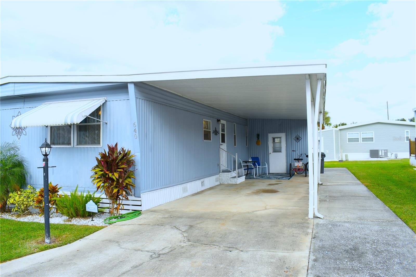 Image 17 of 18 For 640 Lakeside Ranch Lane