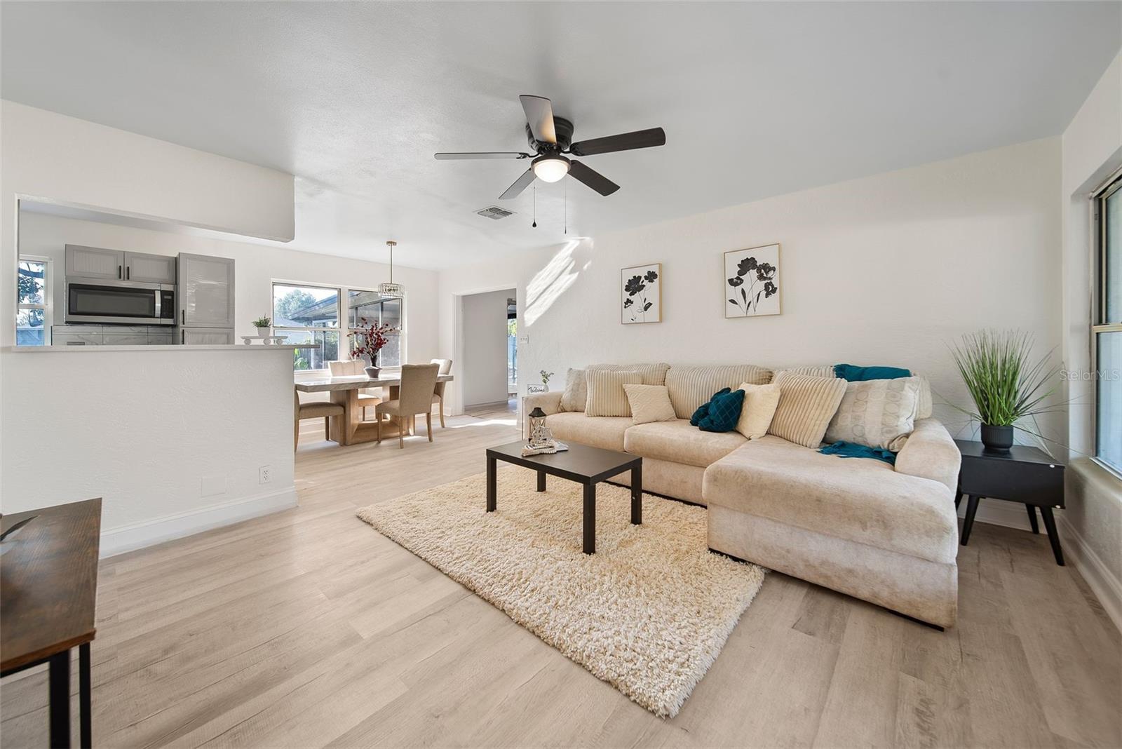 Image 2 of 16 For 3 Cassia Lane