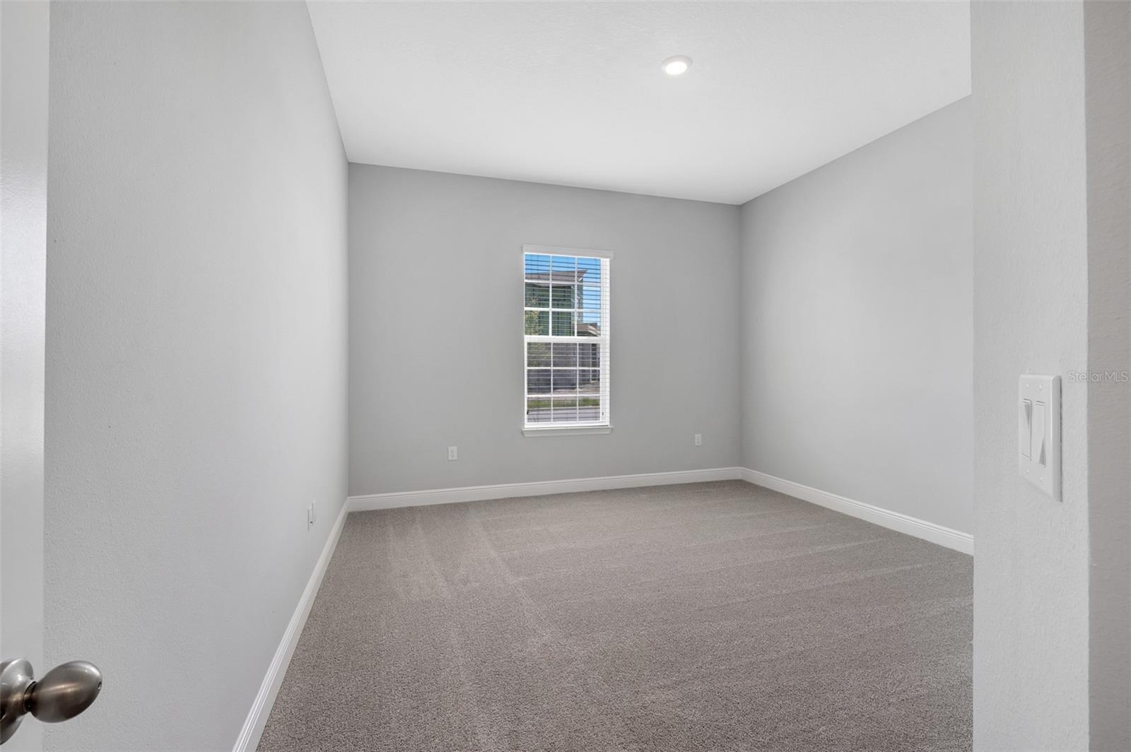 Image 7 of 27 For 10455 Winwick Lane