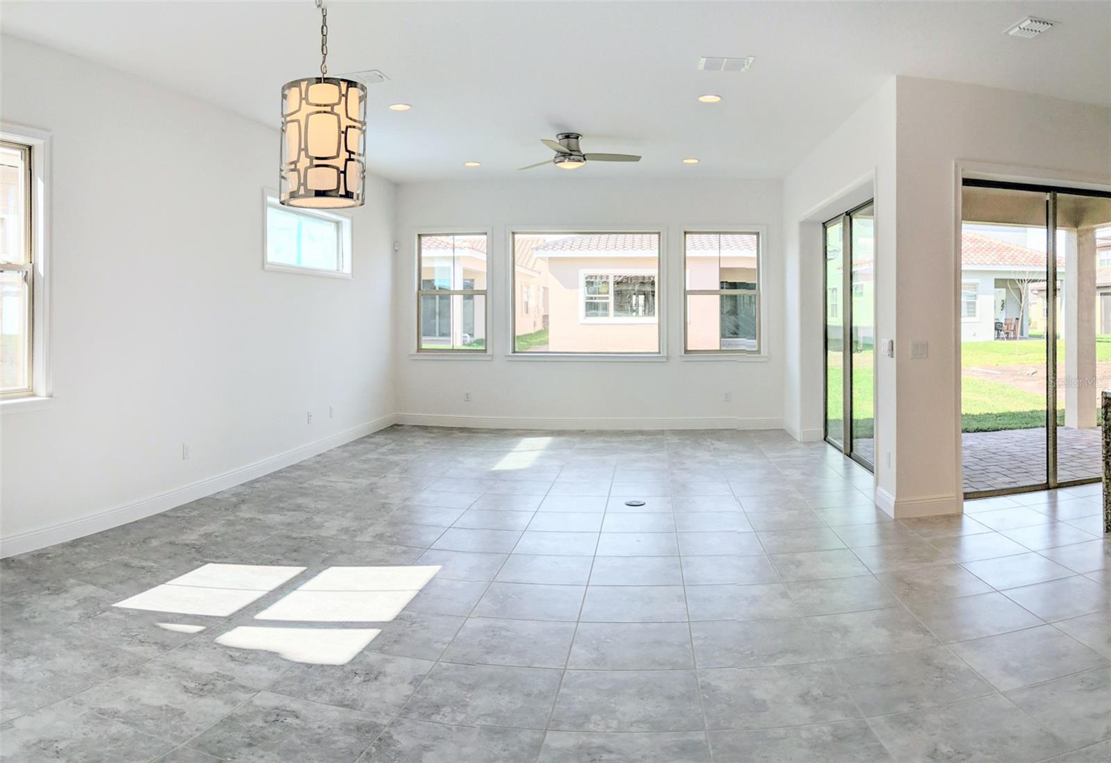 Image 8 of 27 For 10455 Winwick Lane