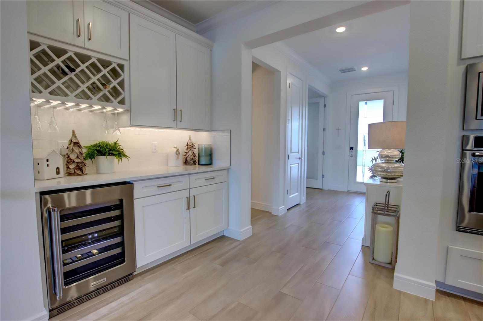 Image 11 of 39 For 6364 Snow Tree Lane