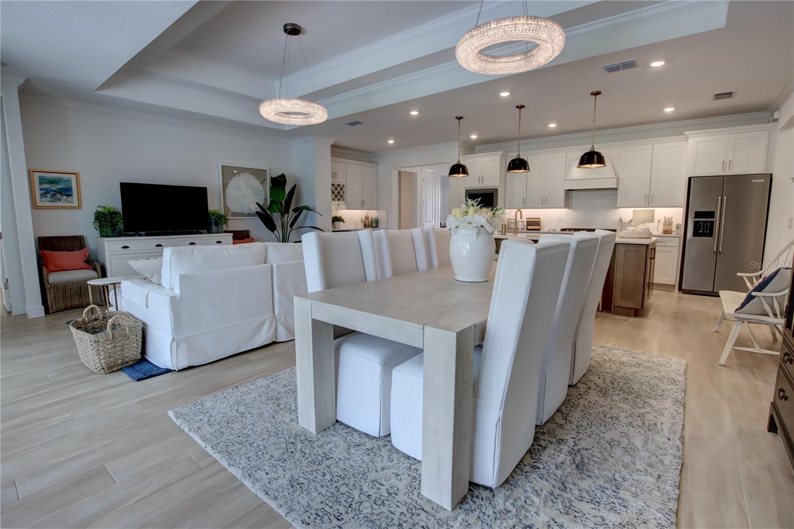 Image 21 of 39 For 6364 Snow Tree Lane