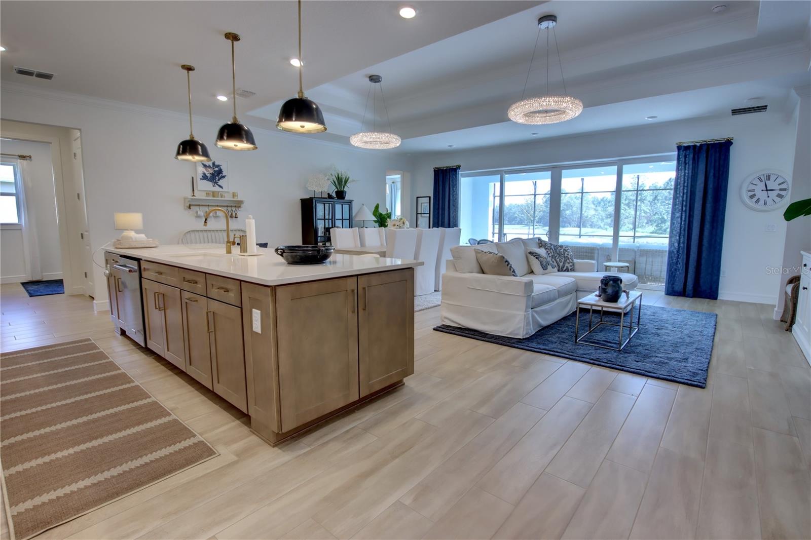 Image 28 of 39 For 6364 Snow Tree Lane