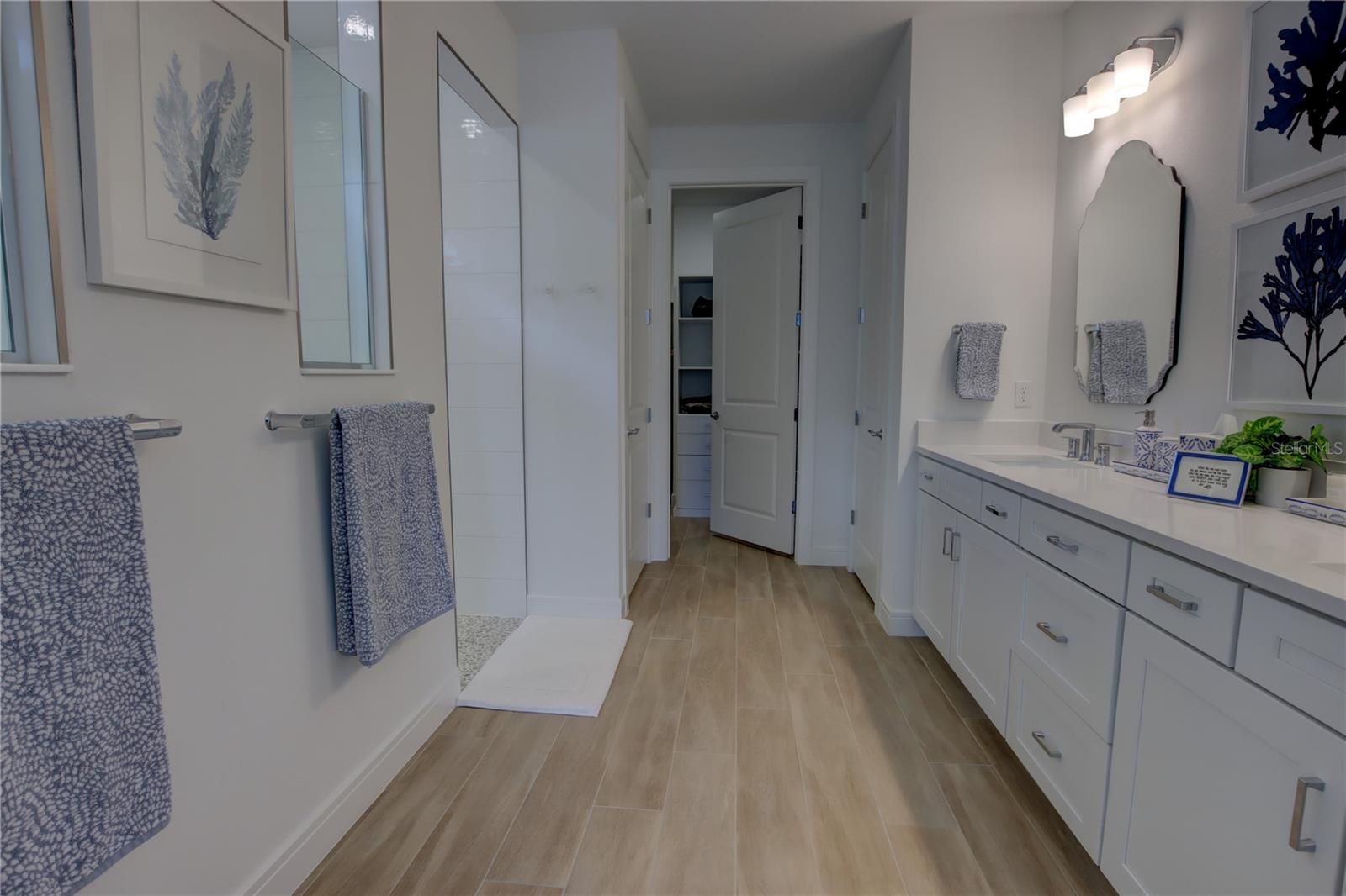 Image 34 of 39 For 6364 Snow Tree Lane