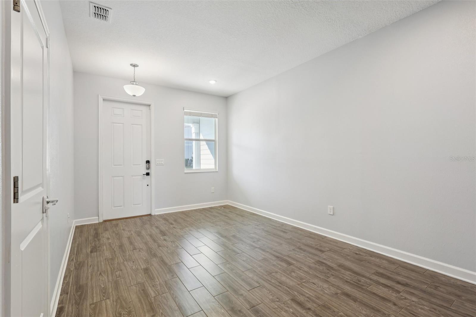 Image 8 of 49 For 4760 Tribute Trail