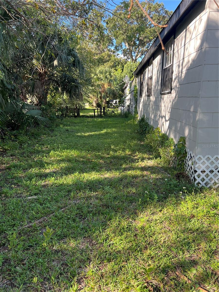 Image 11 of 11 For 323 Franklin Street